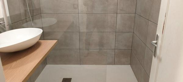 Exclusivité ! Vente interactive, APPEL d'OFFRES. Côtes d'Armor 22000 SAINT-BRIEUC. 2 lots, appartement 3 chambres avec cave et balcon