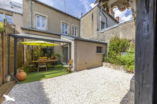 Maison 279 900 € Châteauroux 5 p 153 m² DPE D