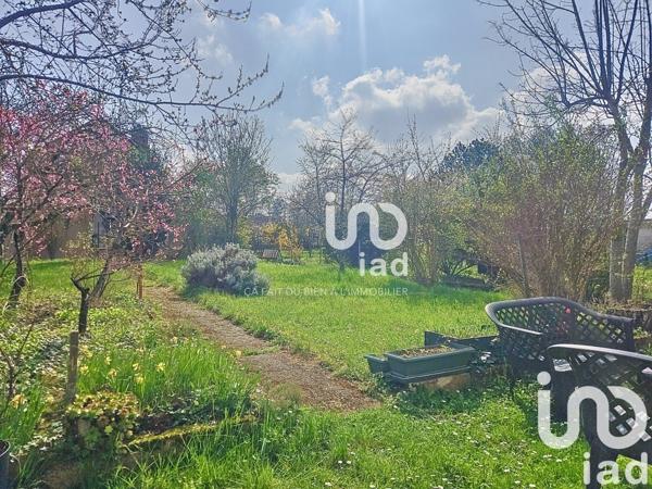 Maison 3 pièces de 97 m² à Bourges (18000)