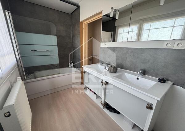 Maison Wingles 5 pièce(s) 123 m2