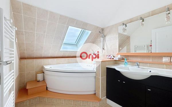 Maison à vendre    5 pièces •  Surzur