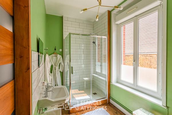 Ancien couvent 18ème avec chapelle , devenu chambres d’hôtes