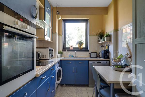 Appartement F3 à vendre  3 pièces - 77,68 m 2   VANVES  - 92