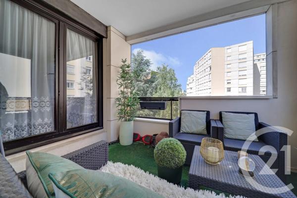 Appartement F3 à vendre  3 pièces - 77,68 m 2   VANVES  - 92