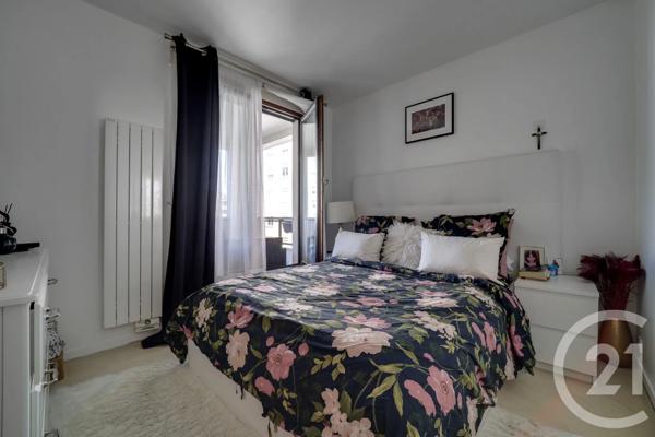Appartement F3 à vendre  3 pièces - 77,68 m 2   VANVES  - 92