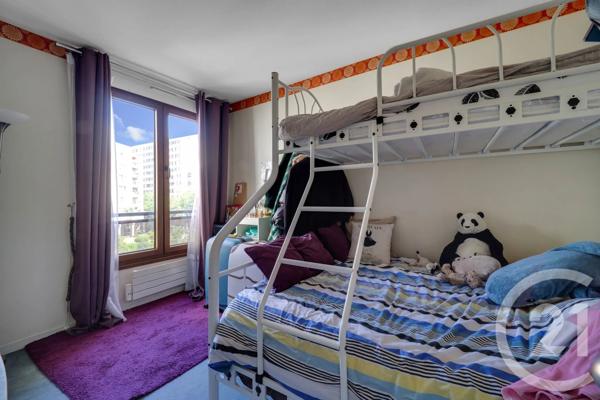 Appartement F3 à vendre  3 pièces - 77,68 m 2   VANVES  - 92
