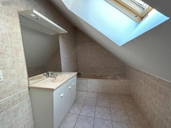 Maison à louer à Chorey-les-Beaune en Côte-d'Or (21200), ref : 21074-2021091-21074