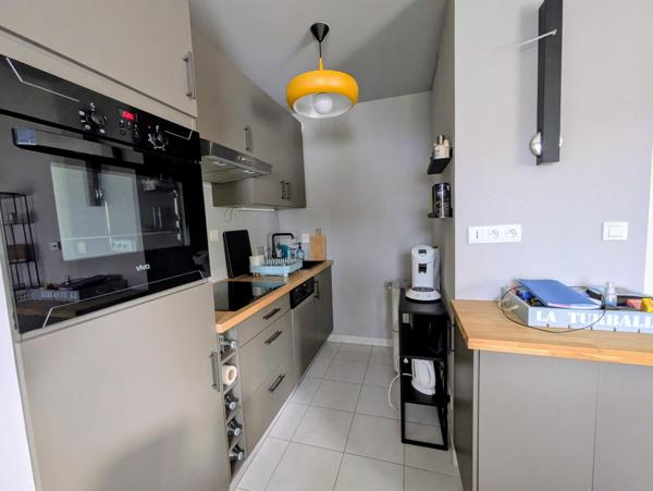 44420 LA TURBALLE - APPARTEMENT  T3 avec balcon, cave, garage et parking