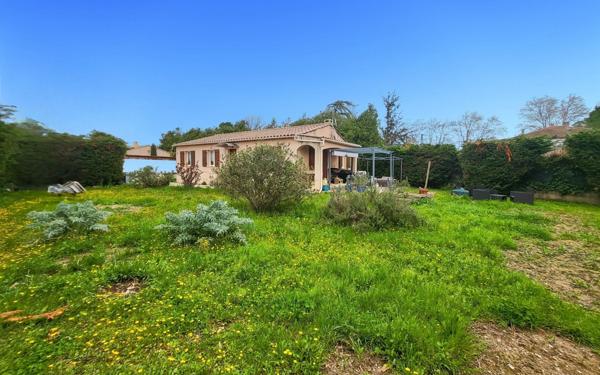 Maison à vendre    4 pièces • 92 m2 Mallemort