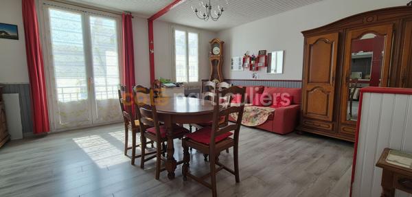 Vente
                Appartement35,83 m² - 2 Pièces -
                    LORIENT (56100)