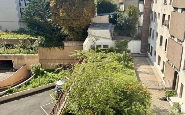 Appartement à vendre    1 pièce • 36,64 m2 Paris 19