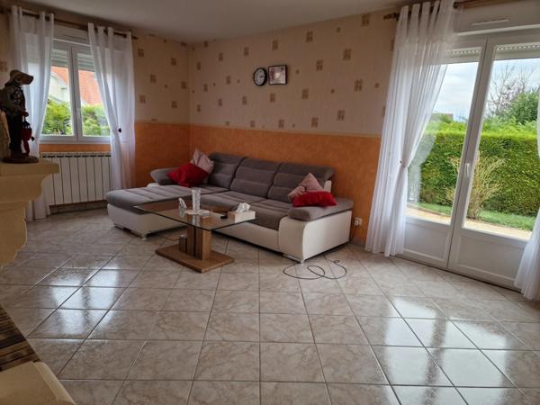 Maison à vendre 6 pièces proche JUSSEY - VILLA T7 de 200 m² avec TERRASSE, GARAGE 2 VL et TERRAIN