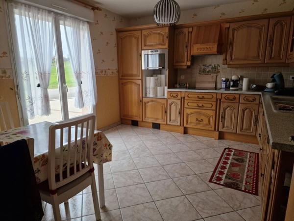 Maison à vendre 6 pièces proche JUSSEY - VILLA T7 de 200 m² avec TERRASSE, GARAGE 2 VL et TERRAIN