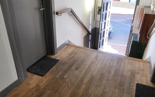 Immeuble à vendre    10 pièces • 210,02 m2 Limoges