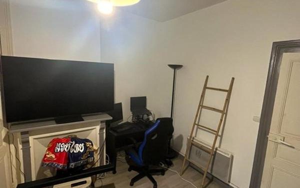 Immeuble à vendre    10 pièces • 210,02 m2 Limoges