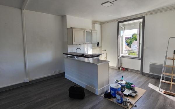Immeuble à vendre    10 pièces • 210,02 m2 Limoges