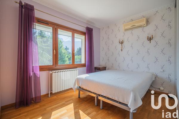 Maison à vendre 5 pièces 133 m² Saint-Égrève