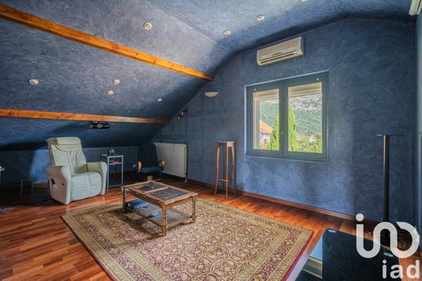 Maison à vendre 5 pièces 133 m² Saint-Égrève