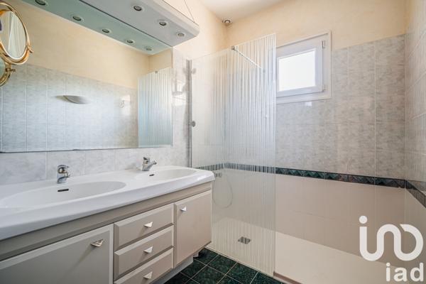 Maison à vendre 5 pièces 133 m² Saint-Égrève