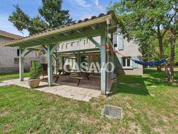 Vente Maison 5 pièces de 160m² - 38540 Saint-Just-Chaleyssin