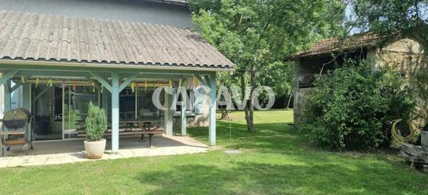 Vente Maison 5 pièces de 160m² - 38540 Saint-Just-Chaleyssin