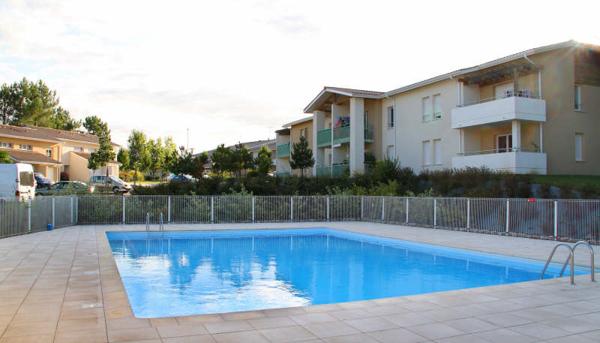 Location Appartement à ST YZAN DE SOUDIAC