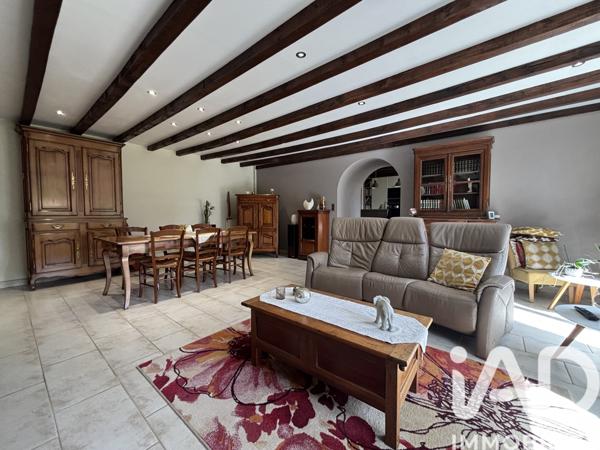 Maison à vendre 6 pièces 185 m² Saint-Méen-le-Grand