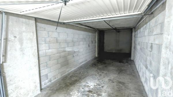 Parking à vendre 25 m² Lyon 8