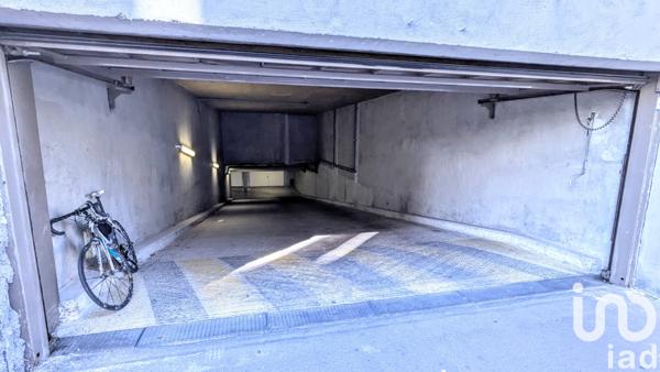 Parking à vendre 25 m² Lyon 8