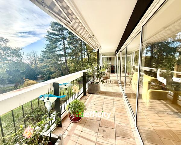 Appartement 5 pièces - 141 m²