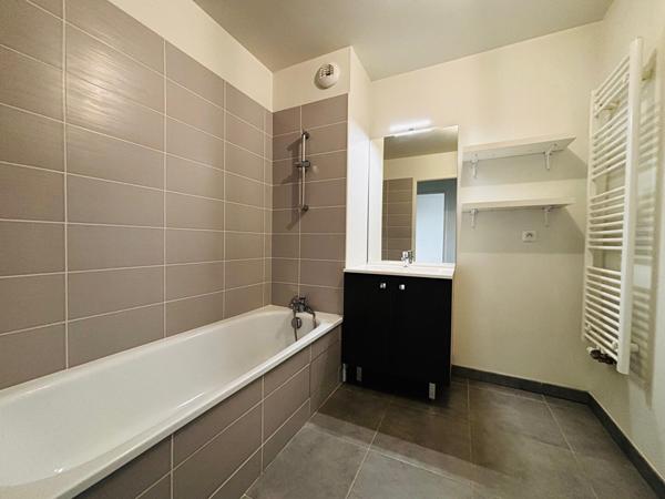 T3 Toulouse METRO ROSERAIE avec terrasse