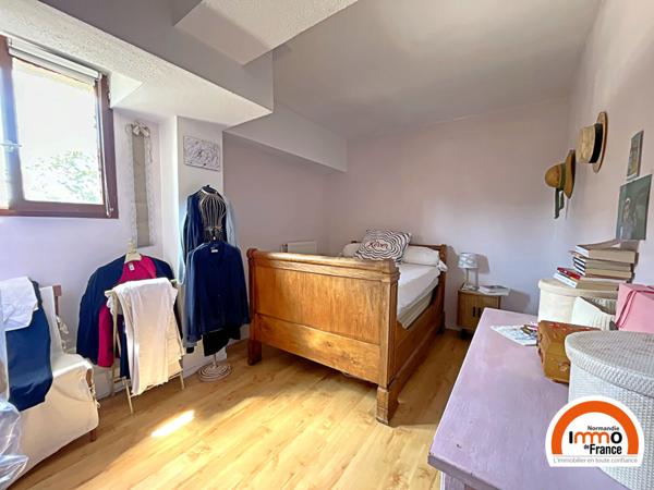 Appartement Saint Etienne Du Rouray 4 pièce(s) 114.62 m2