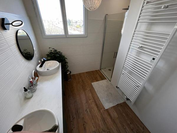 Grande maison de 197m² avec 6 chambres à proximité de St-Sulpice la Pointe !