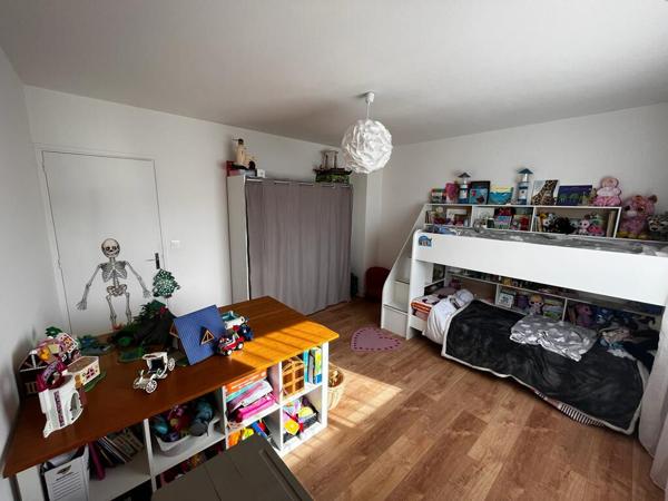 Grande maison de 197m² avec 6 chambres à proximité de St-Sulpice la Pointe !