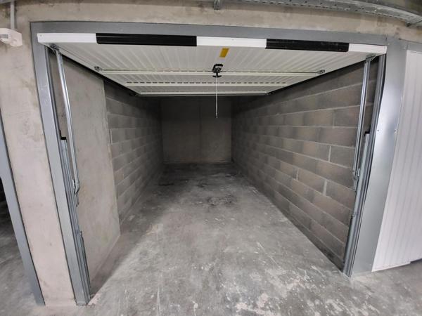 Parking / Garage à louer à Lyon 07