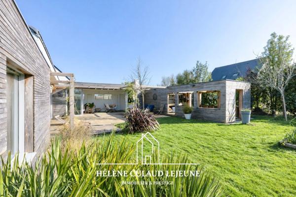 MAISON D'ARCHITECTE - 156 m² - SARZEAU