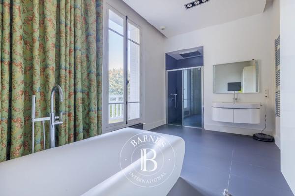 Triel-sur-Seine, Maison 6 Chambres -  315 m² à vendre
