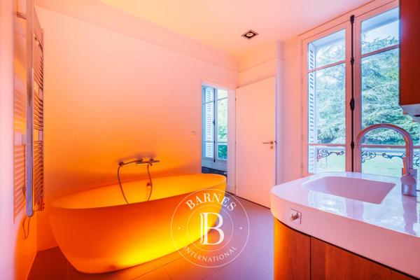 Triel-sur-Seine, Maison 6 Chambres -  315 m² à vendre