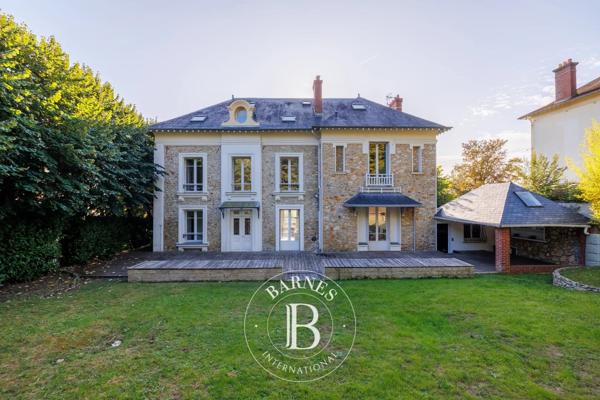 Triel-sur-Seine, Maison 6 Chambres -  315 m² à vendre