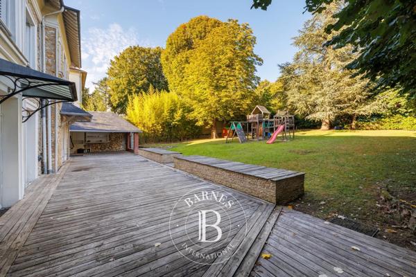Triel-sur-Seine, Maison 6 Chambres -  315 m² à vendre