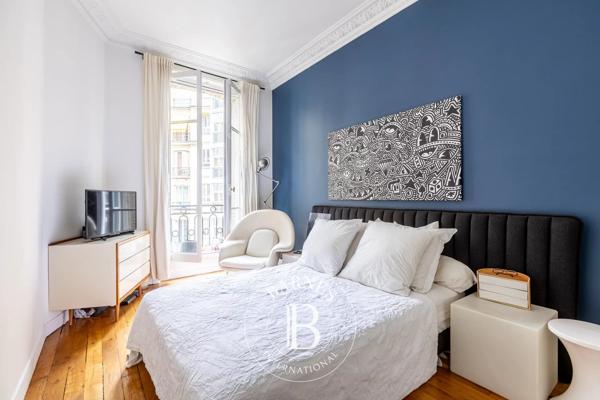 Paris 15ème, Appartement 2 Chambres -  94 m² à vendre