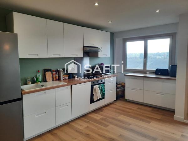 Posez-vous dans un T2 élégant refait à neuf !