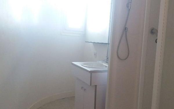 Appartement à louer    1 pièce • 23,37 m2 Compiègne