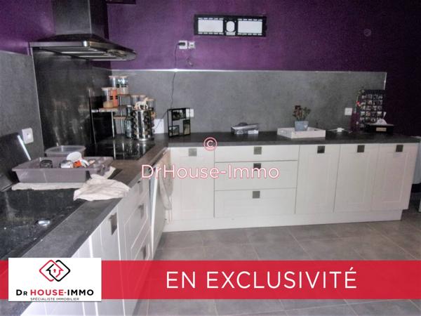 Immeuble à vendre 6 pièces de 243 m²
