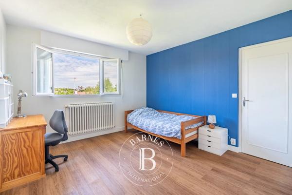 Saint-Germain-en-Laye, Maison 6 Chambres -  153 m² à vendre