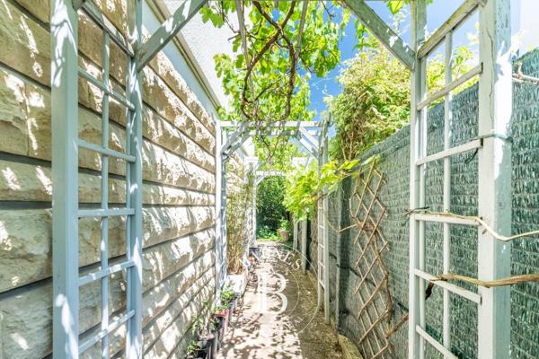 Saint-Germain-en-Laye, Maison 6 Chambres -  153 m² à vendre