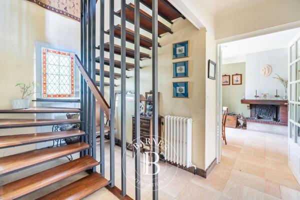 Saint-Germain-en-Laye, Maison 6 Chambres -  153 m² à vendre