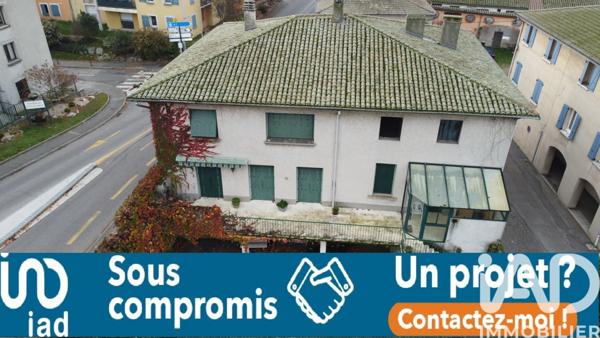 Maison à vendre 4 pièces 241 m² Les Roches-de-Condrieu