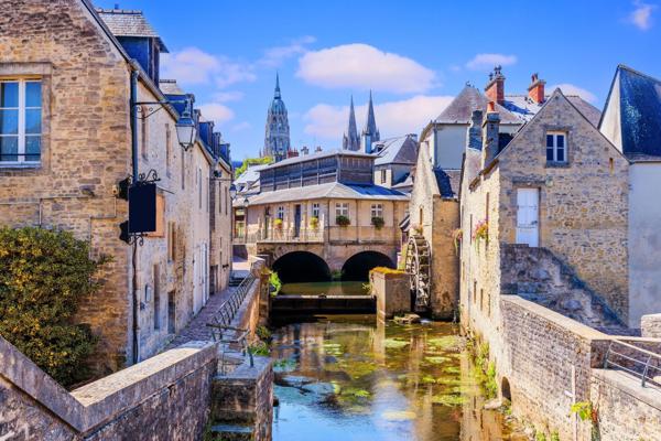 Vente Maison de luxe Bayeux 12 Pièces 350 m²