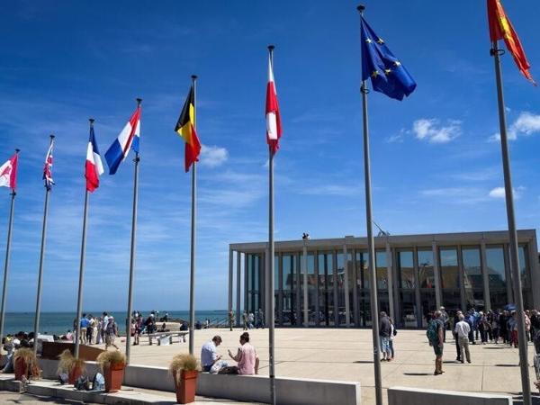 Vente Maison de luxe Bayeux 12 Pièces 350 m²